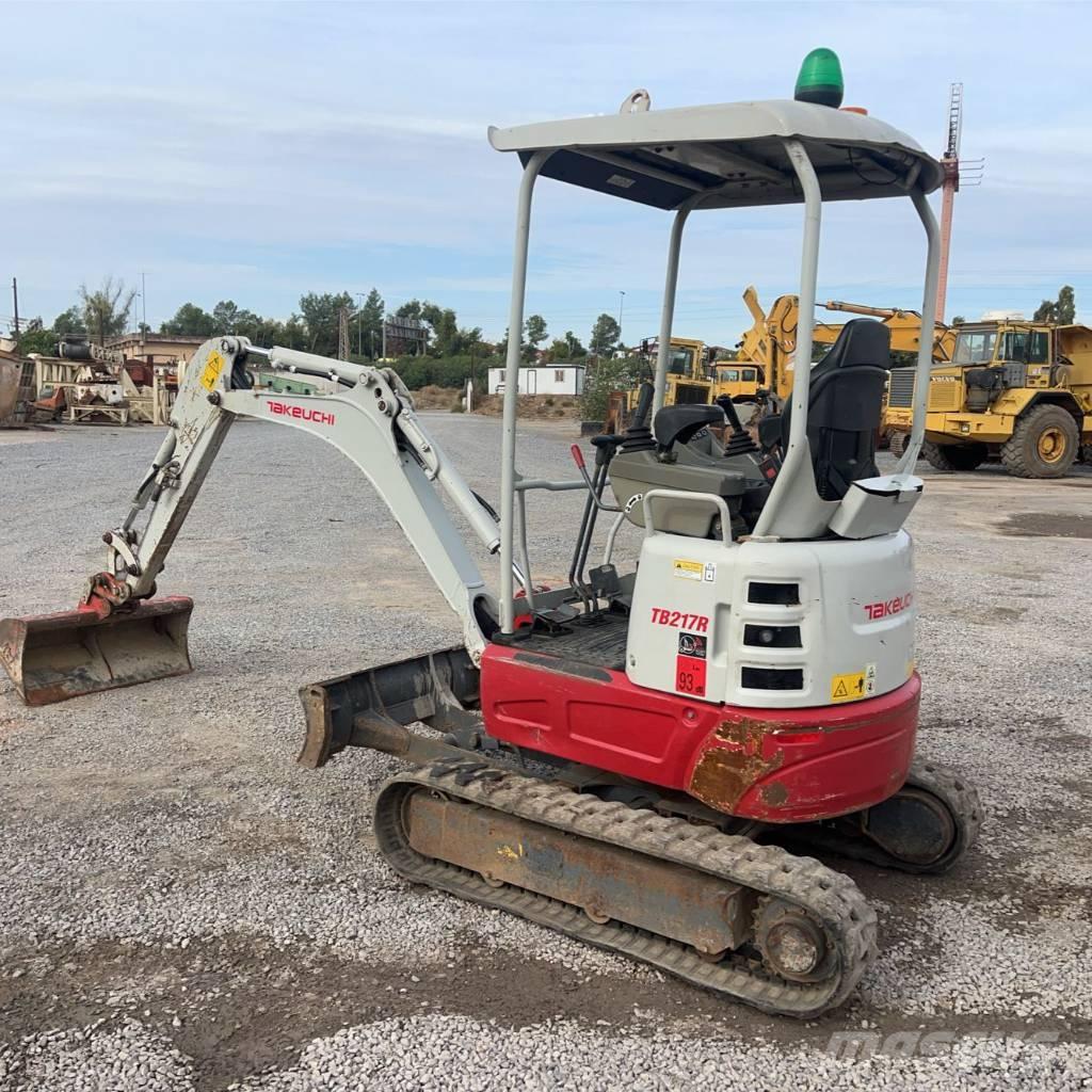Takeuchi TB 217 R Mini ekskavatoriai < 7 t