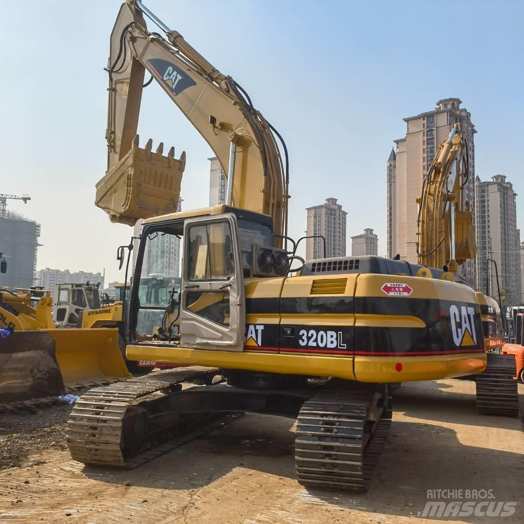 CAT 320 B L Vikšriniai ekskavatoriai