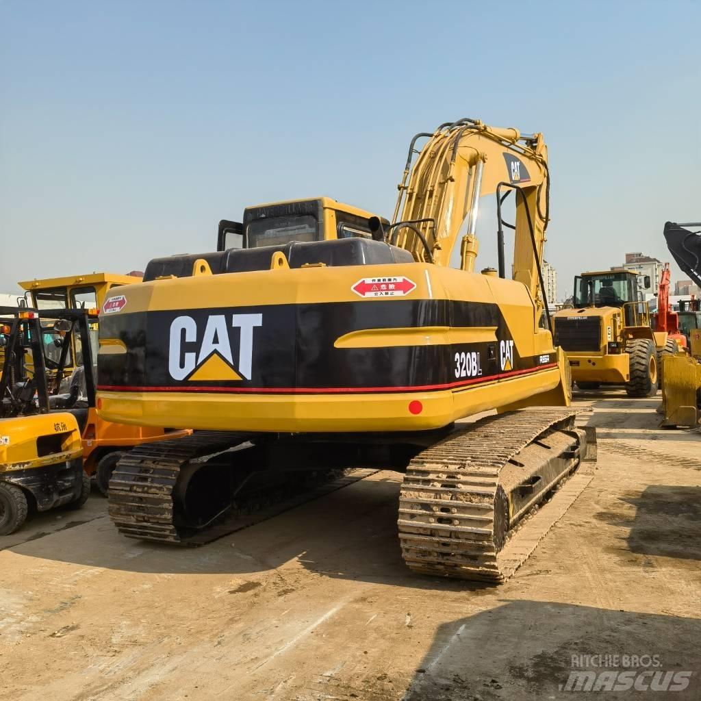 CAT 320 B L Vikšriniai ekskavatoriai