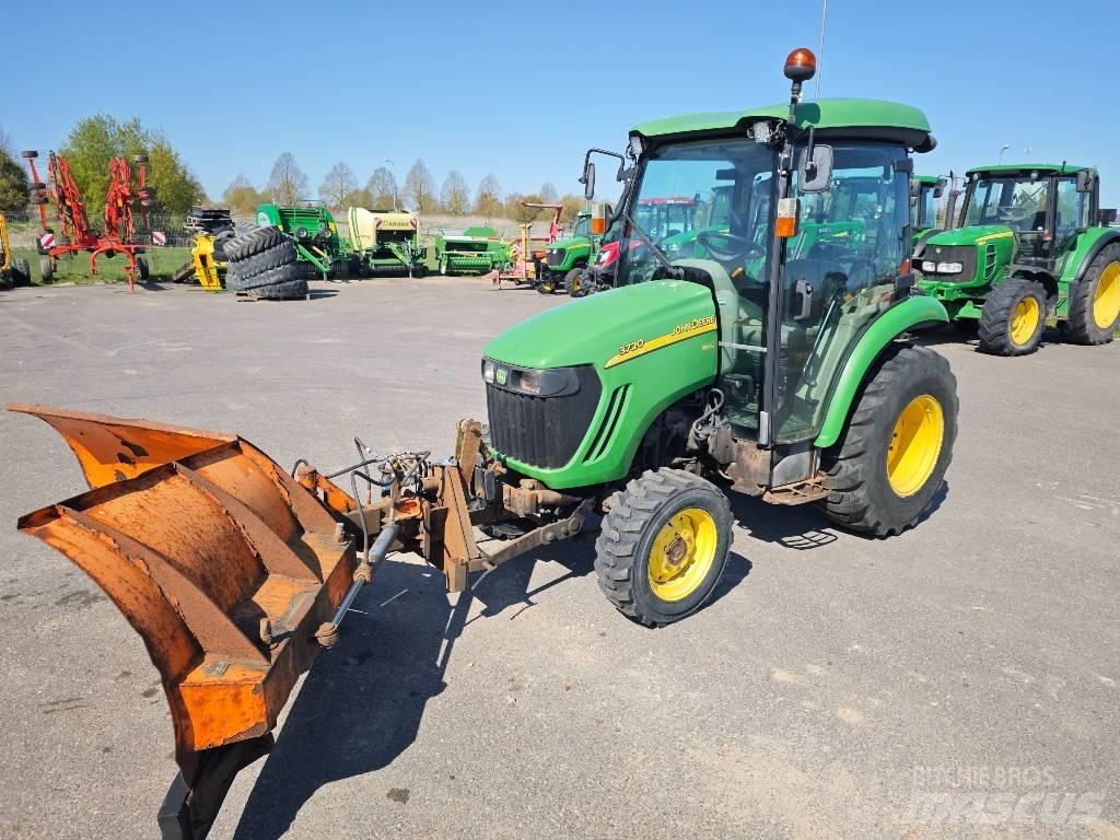 John Deere 3720 Naudoti kompaktiški traktoriai