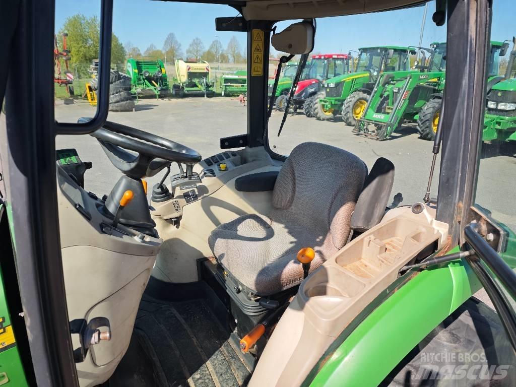 John Deere 3720 Naudoti kompaktiški traktoriai