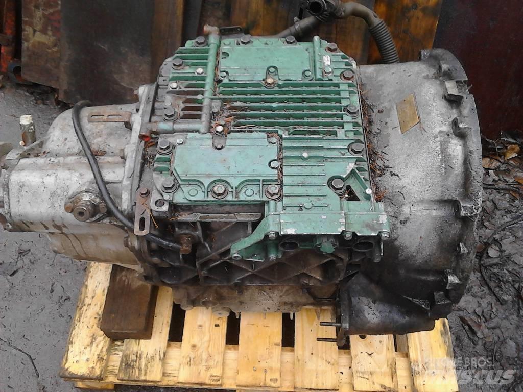 Volvo SR/AT/VT Pavarų dėžės
