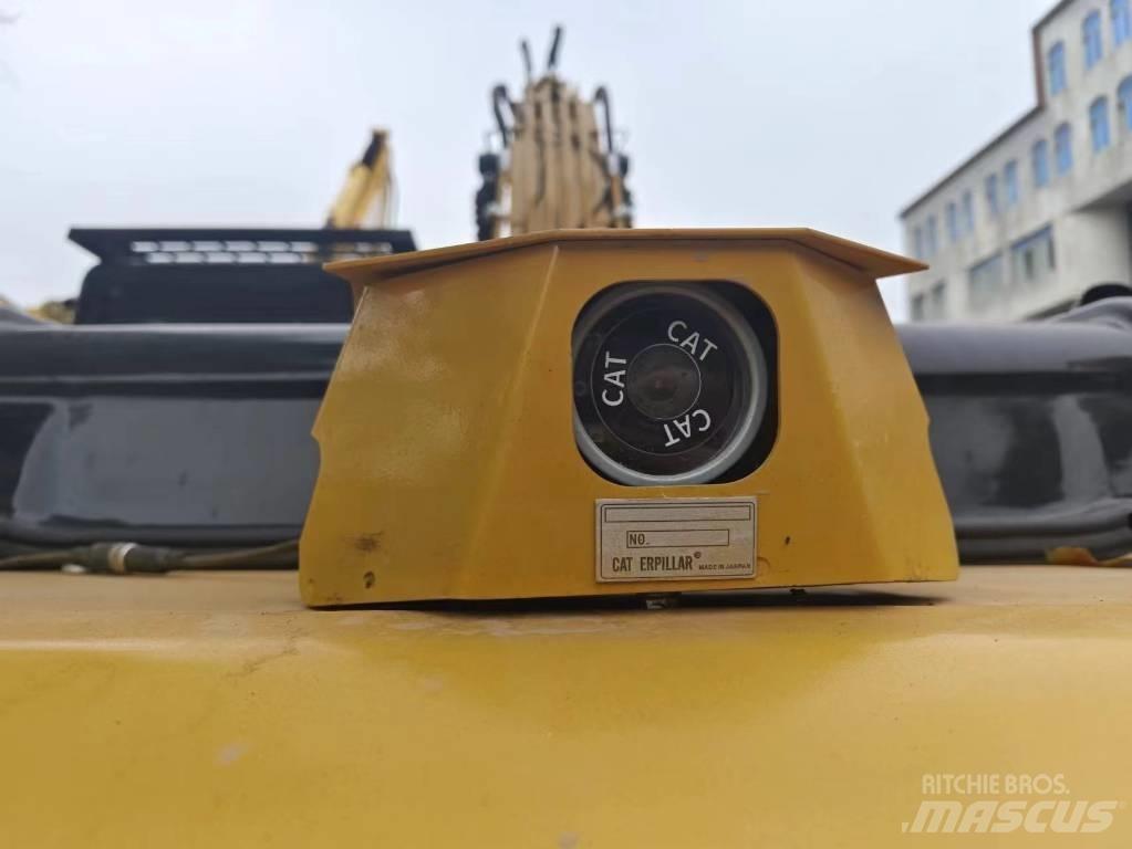 CAT 320 D L Vikšriniai ekskavatoriai