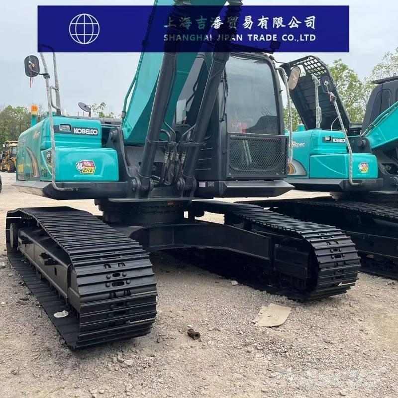 Kobelco SK 200 Vikšriniai ekskavatoriai