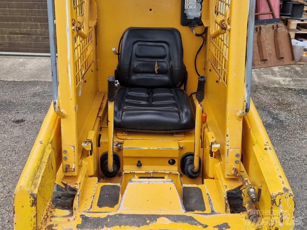 Bobcat 453 Krautuvai su šoniniu pasukimu