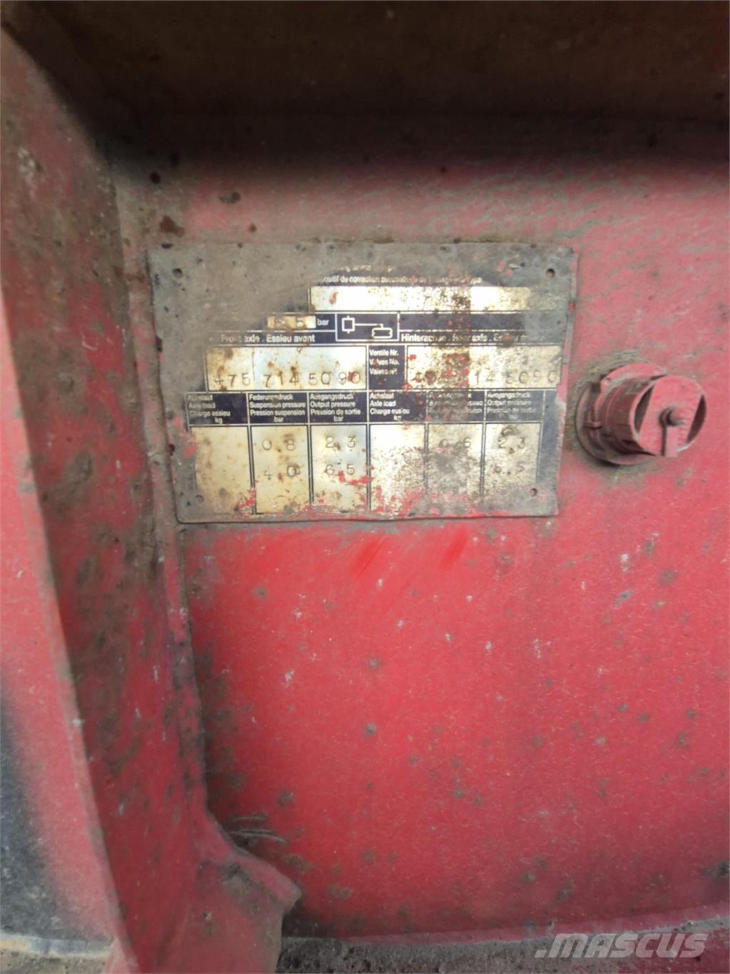 Volvo FM12 8x2 Savivarčių priekabų vilkikai