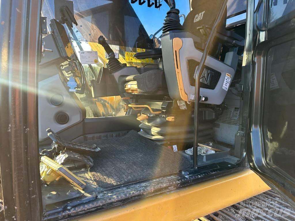 CAT 320 Vikšriniai ekskavatoriai