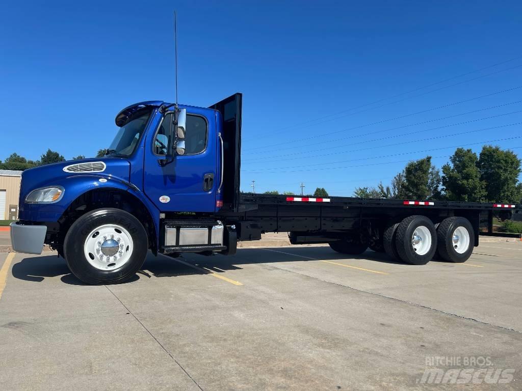 Freightliner M 106 Platformos/ Pakrovimas iš šono