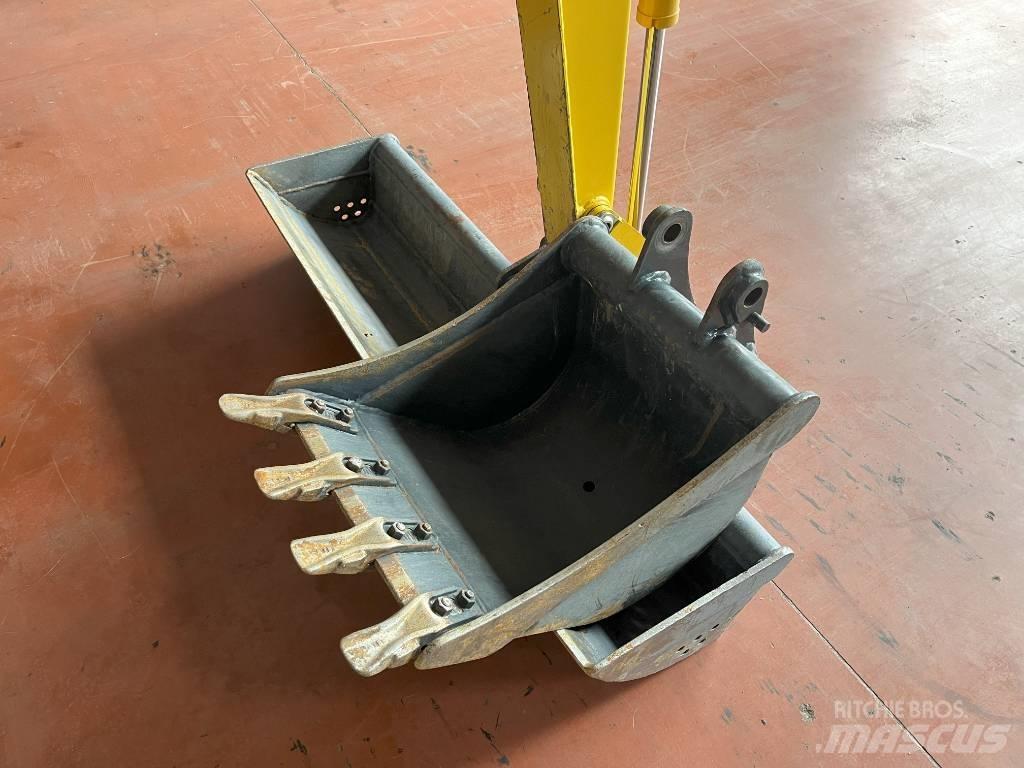 Komatsu PC 24 MR 5 Mini ekskavatoriai < 7 t
