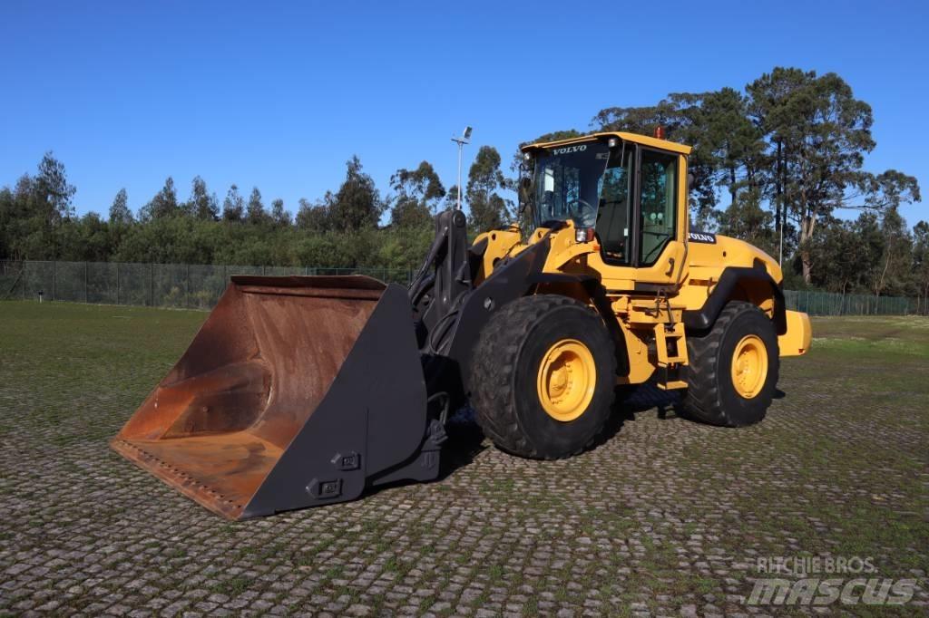 Volvo L120G Naudoti ratiniai krautuvai