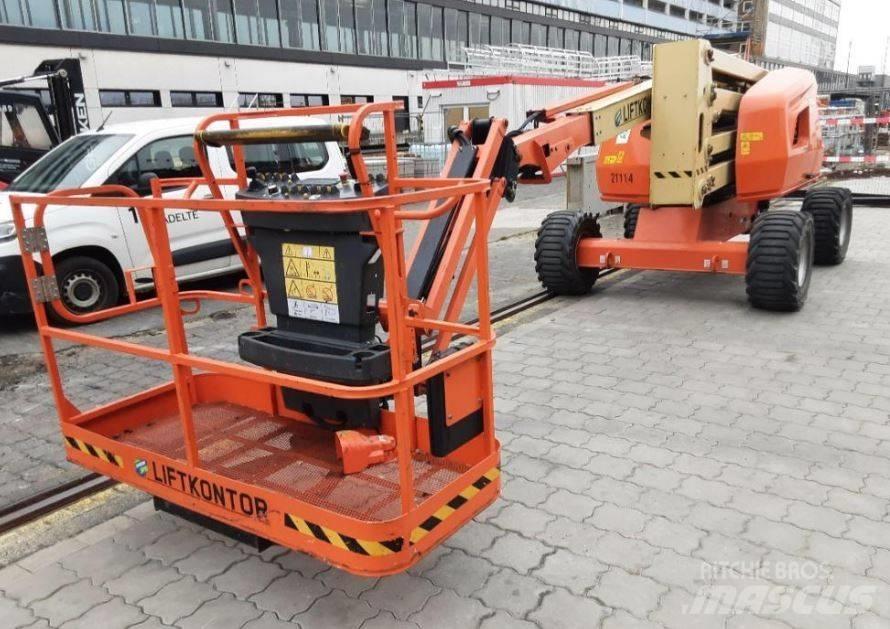 JLG 520 AJ Alkūniniai keltuvai