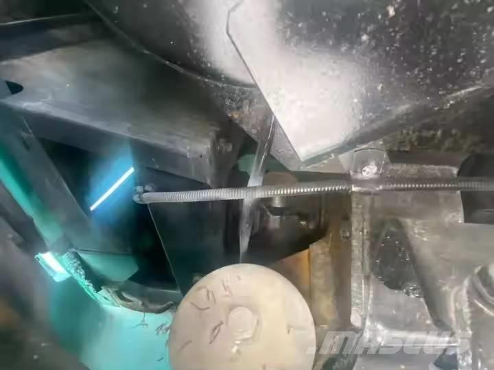 Kobelco SK 60 Vikšriniai ekskavatoriai