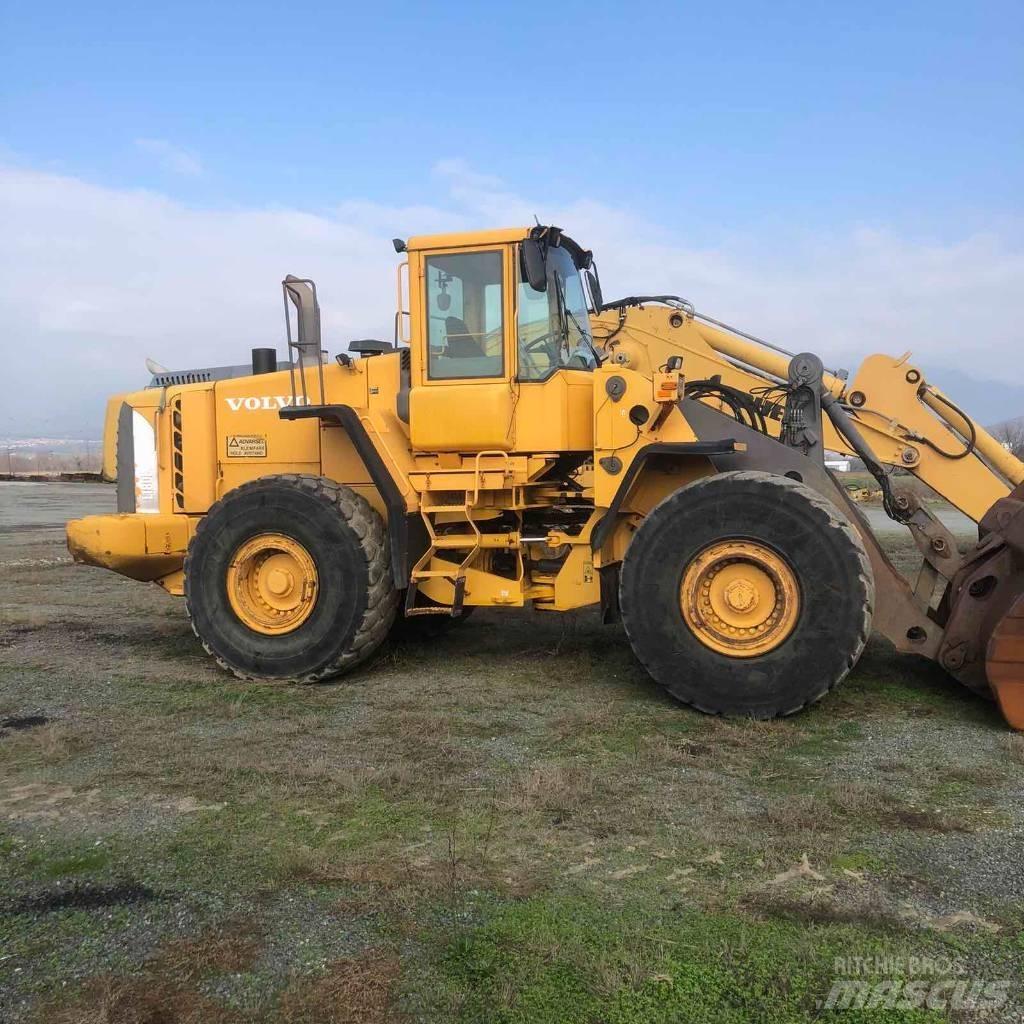 Volvo L180E Naudoti ratiniai krautuvai