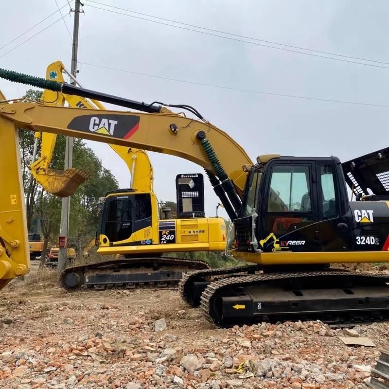CAT 324 D Vikšriniai ekskavatoriai
