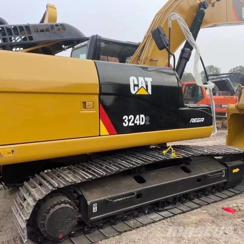 CAT 324 D Vikšriniai ekskavatoriai