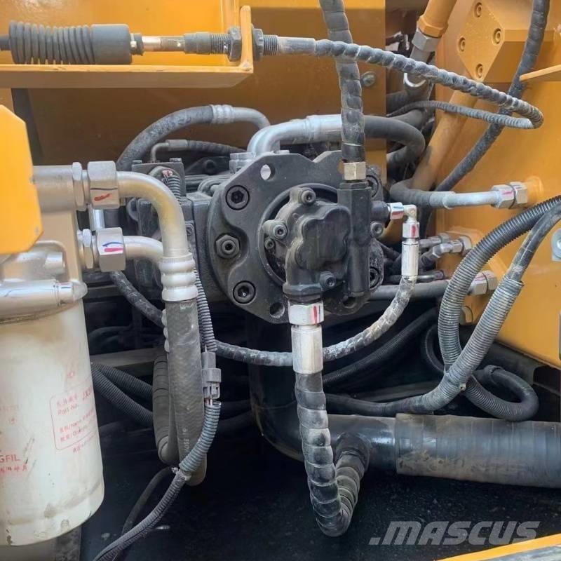 Sany SY 135 Vikšriniai ekskavatoriai