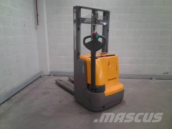 Jungheinrich EJC 110 Rankiniai vėžimėliai