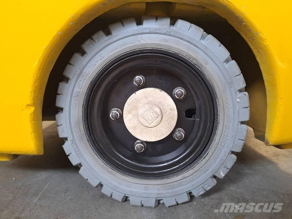 Yale ERP 16 VT Elektriniai šakiniai krautuvai