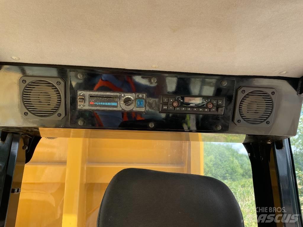 Morooka MST 2200 V D Vikšrinė savivartė technika