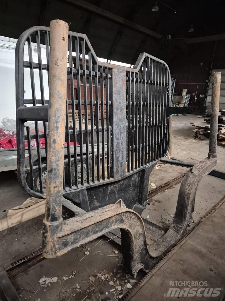 Timberjack 1110 Sijos ir savivarčiai