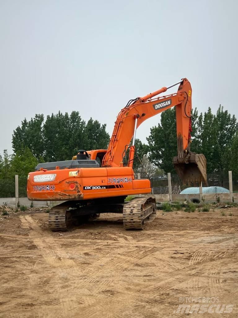 Doosan DX300LCA Vikšriniai ekskavatoriai