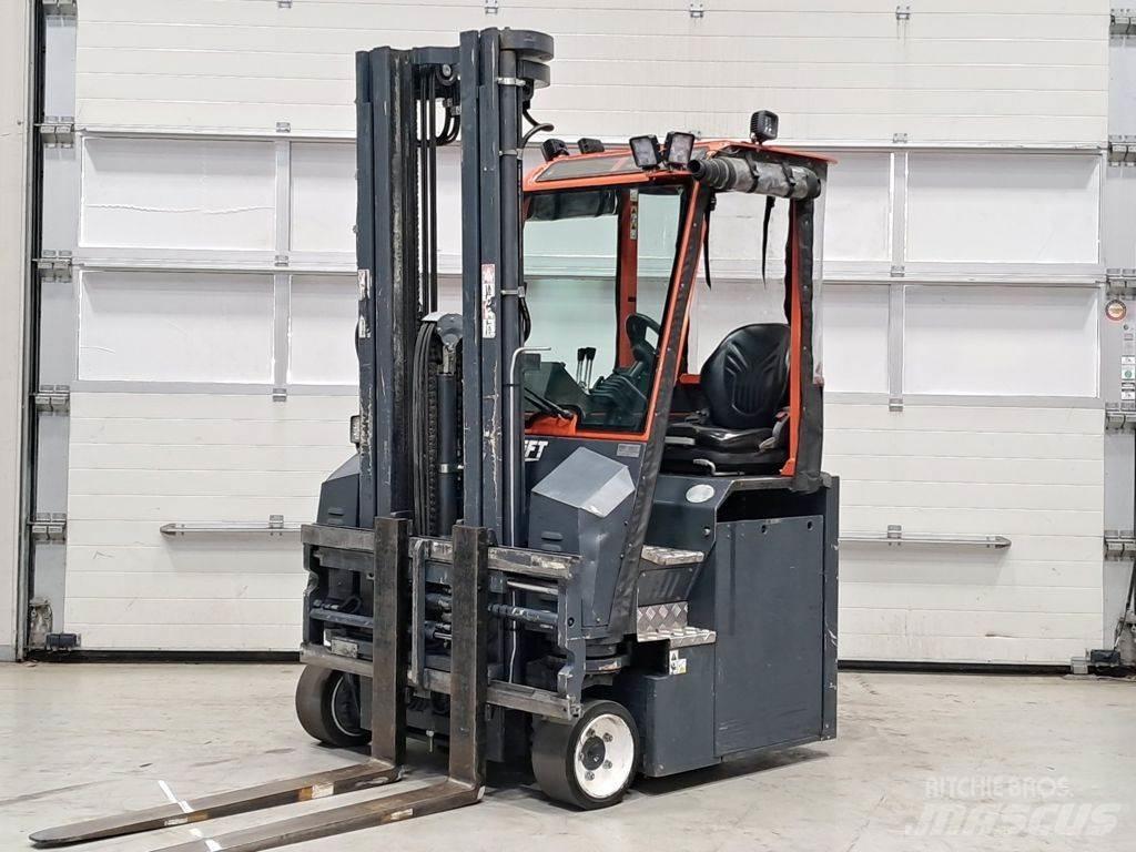Combilift CBE2500 Krautuvai su pakrovimu iš šonų