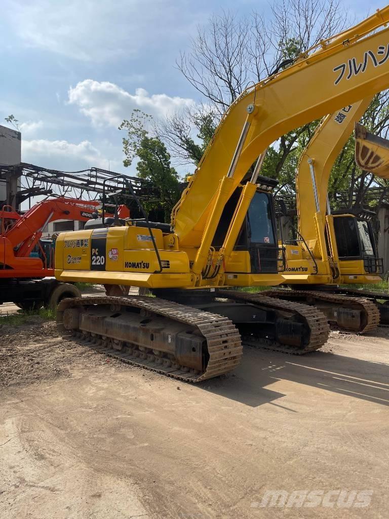 Komatsu PC 220-8 Vikšriniai ekskavatoriai