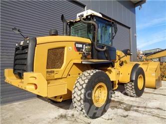 CAT 938M Naudoti ratiniai krautuvai