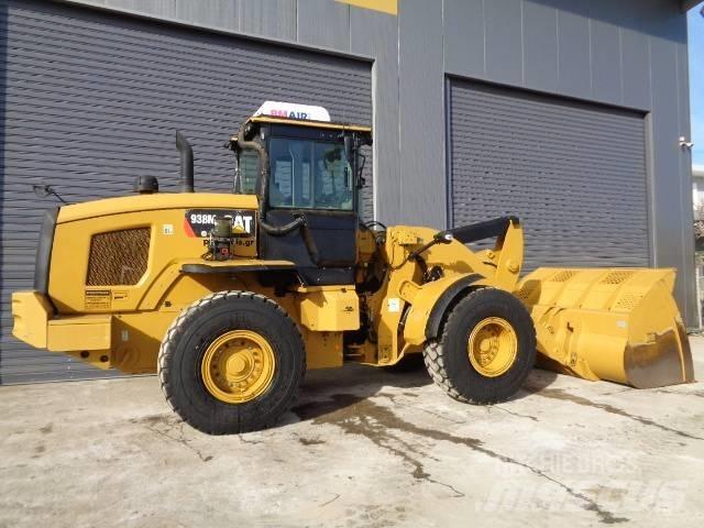 CAT 938M Naudoti ratiniai krautuvai