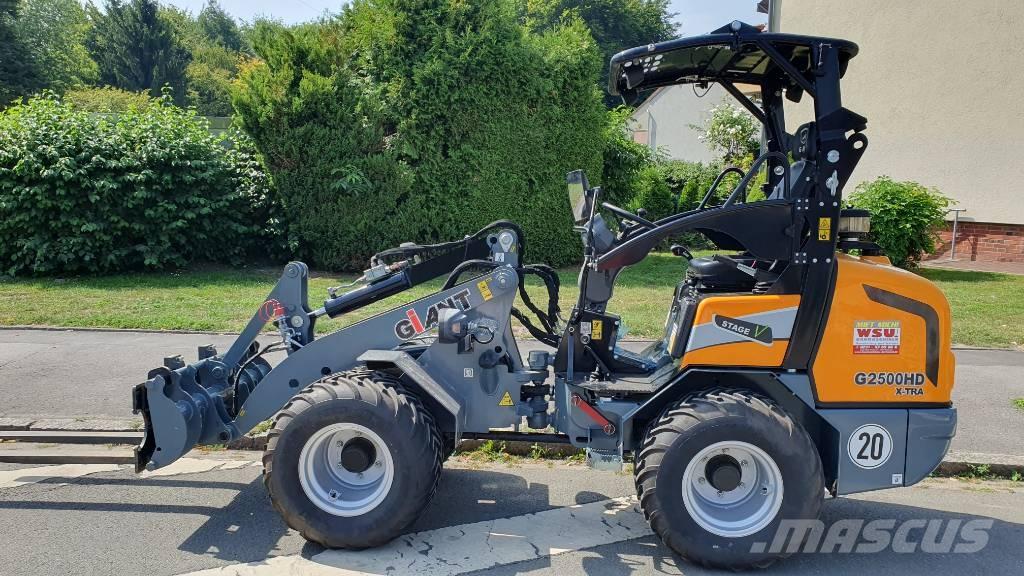 GiANT G 2500 X-Tra Naudoti ratiniai krautuvai