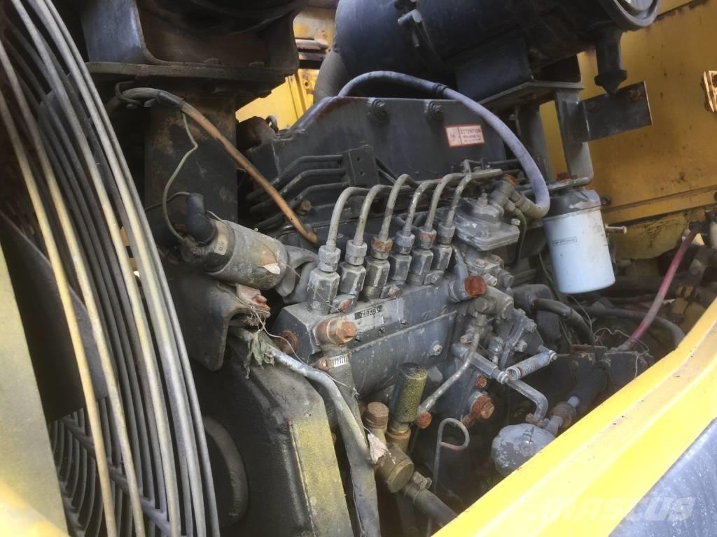 Komatsu WA 320-3 Naudoti ratiniai krautuvai
