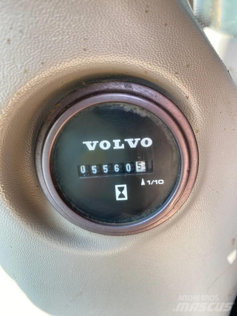 Volvo ECR 235 Vikšriniai ekskavatoriai
