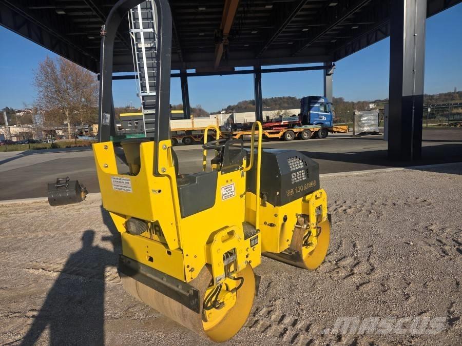 Bomag BW 100 AD-2 Porinių būgnų volai