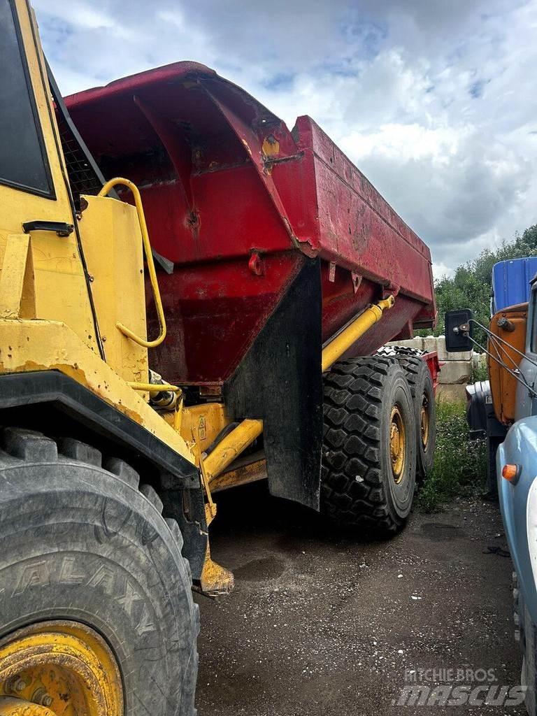 Volvo A25C Karjeriniai savivarčiai