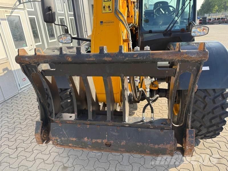 JCB 535-95 40km/h Teleskopiniai ratiniai krautuvai