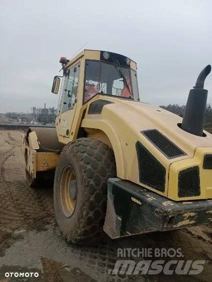 Bomag BW 213 D-4 Vieno būgno volai