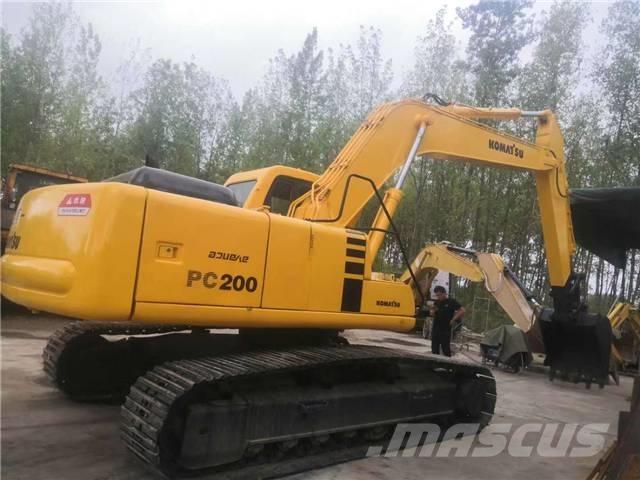 Komatsu pc200-6 Vikšriniai ekskavatoriai