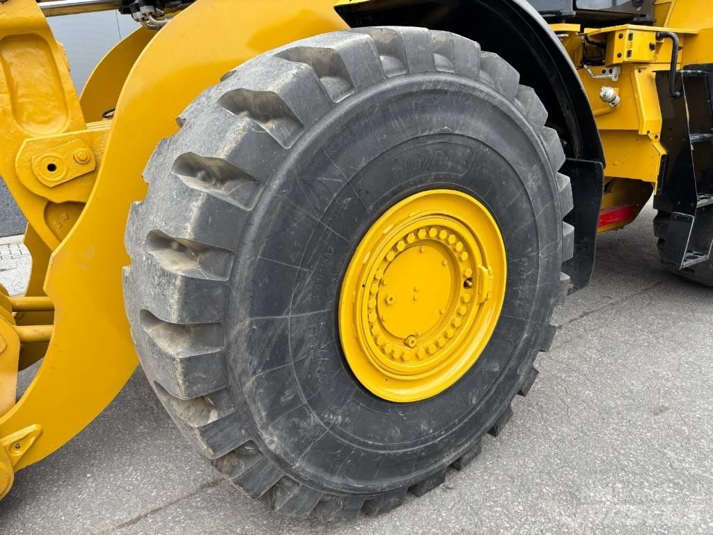 CAT 980 L Naudoti ratiniai krautuvai