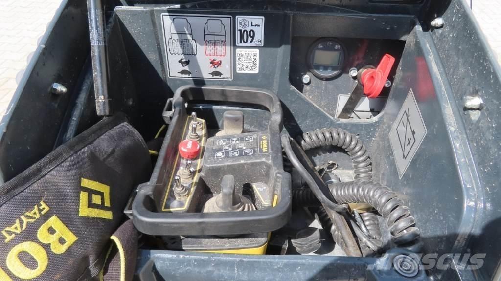 Bomag BMP 8500 Kiti volai