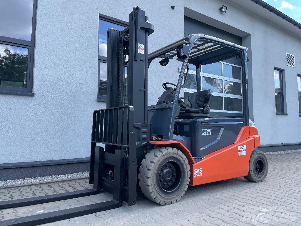 Toyota 8FBMT40 Elektriniai šakiniai krautuvai