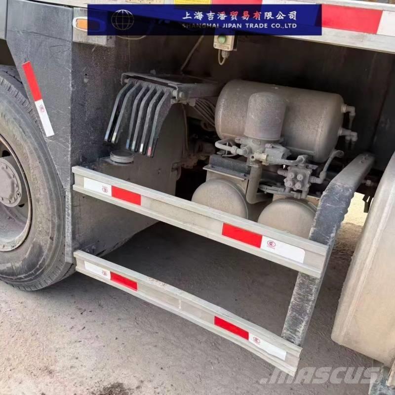 Sany stc800E5 Visureigiai kranai