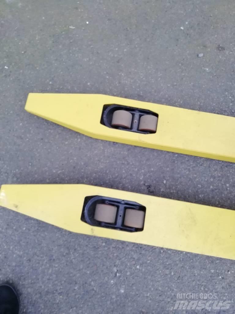 Hyster S1.4 Rankiniai vėžimėliai