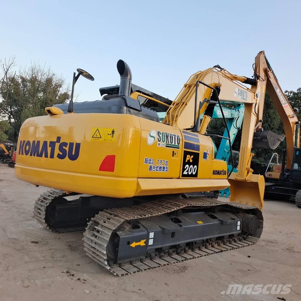 Komatsu PC 200-8 Vikšriniai ekskavatoriai