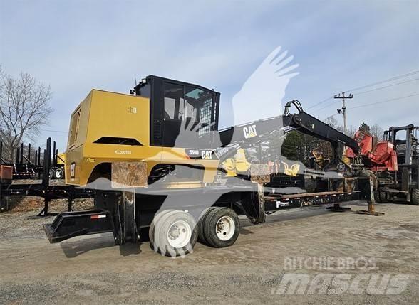 CAT 559D Strėliniai krautuvai