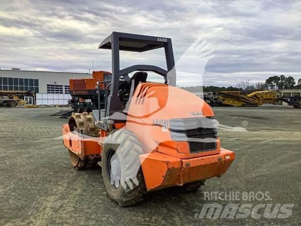 Hamm 3307P Vieno būgno volai