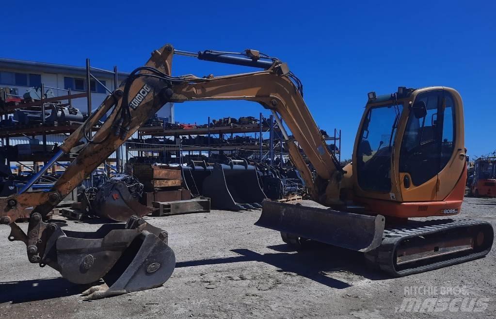 JCB 8085 Vidutinės galios ekskavatoriai 7-12 t