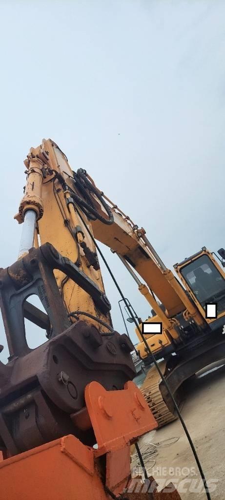 Hyundai Robex 300 LC Vikšriniai ekskavatoriai
