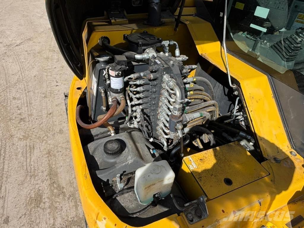 Komatsu PC 80 MR Vidutinės galios ekskavatoriai 7-12 t