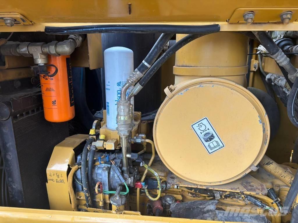 CAT D 6 N LGP Vikšriniai buldozeriai