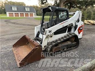 Bobcat T 590 Krautuvai su šoniniu pasukimu
